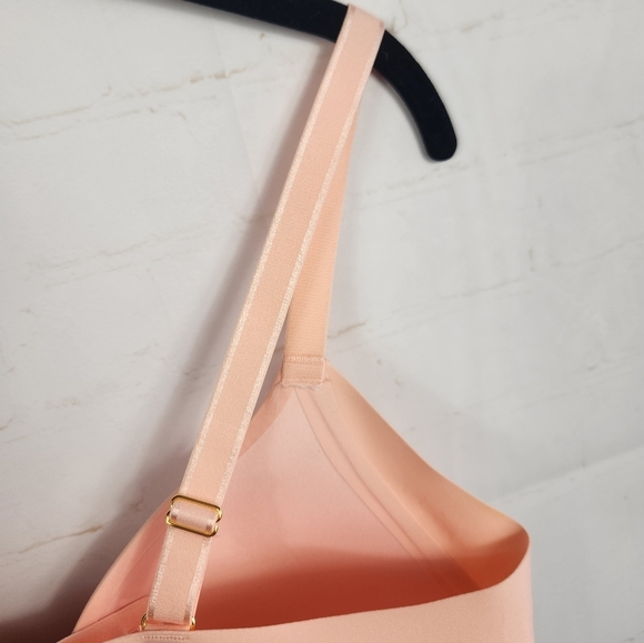 Knix Women's WingWoman Contour Wireless Bra in Honey Peach Size 36B, 38B, 36C - Picture 8 of 14